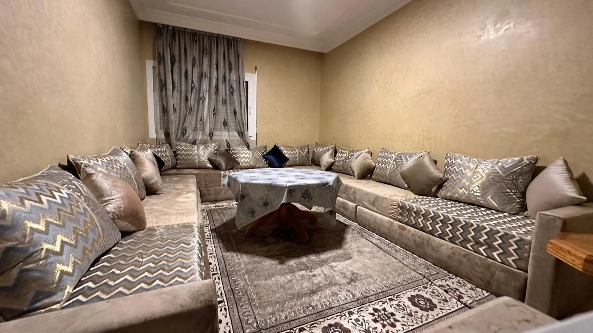Apartament Atomium Agadir Maroko